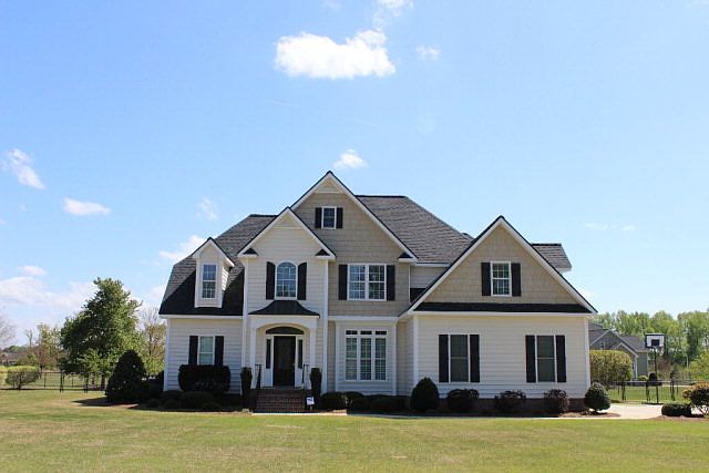 1st image of 302 Ashworth Dr