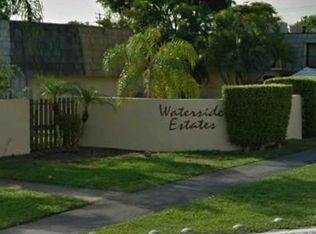 2394 Waterside Dr, Lake Worth, FL 33461