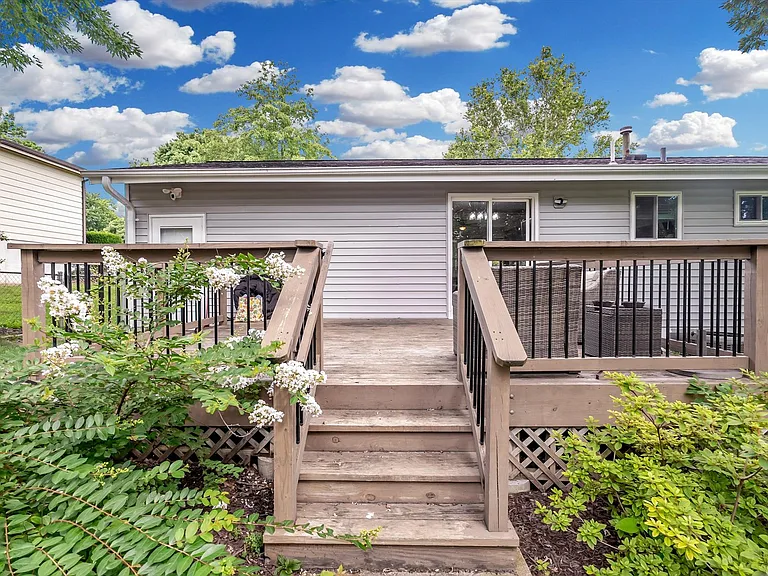 1338 Greenmar Dr — Photo 33
