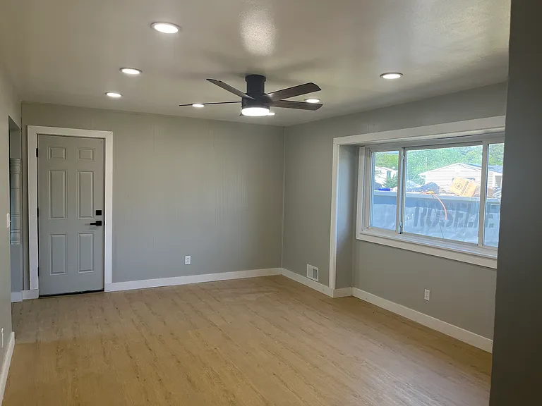 1006 Mercer Dr — Photo 9