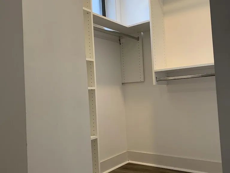 5827 N Ridge Ave #101 — Photo 10