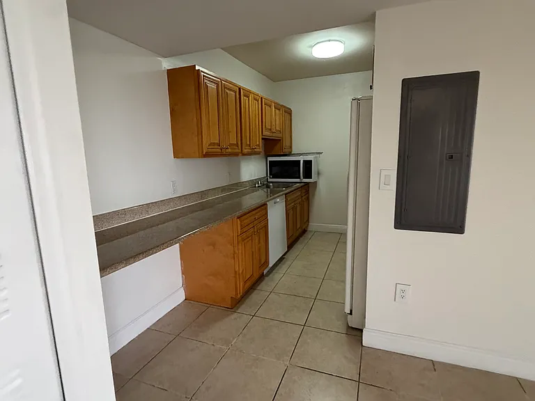 6357 SW 8th St #702 — Photo 18