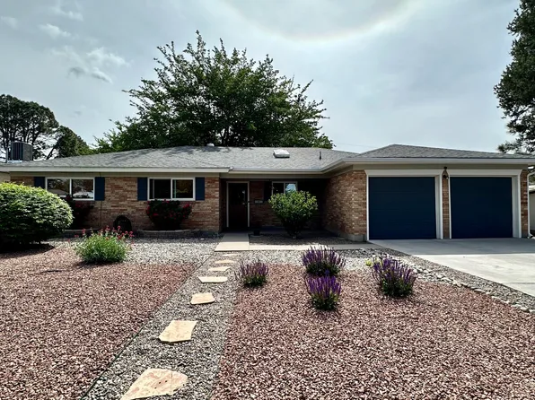 2904 Charleston St NE, Albuquerque, NM 87110