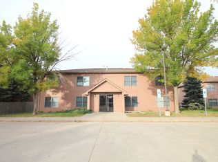 3700 S Sertoma Ave, Sioux Falls, SD 57106