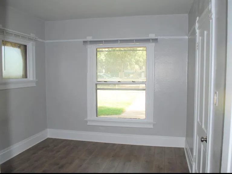 711 E Platte Ave #1 — Photo 12