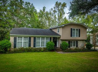 1034 Yeamans Hall Rd, Hanahan, SC 29410