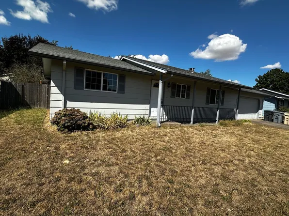 613 36th Ave SE, Albany, OR 97322
