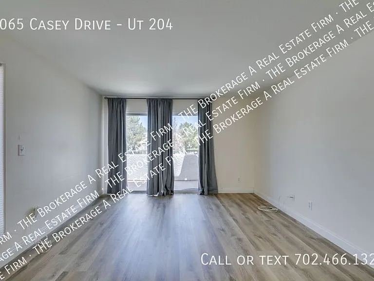 3065 Casey Dr #204 — Photo 8