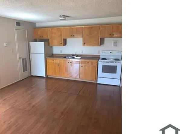 3718 Hazelwood St APT 4, Las Vegas, NV 89119