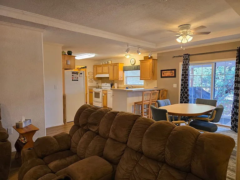 106 Aspen Cir — Photo 6