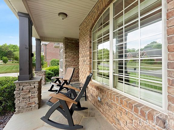5th image of 5441 Grayson Ridge Ct