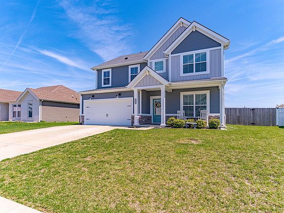 3rd image of 4828 White Chapel Dr