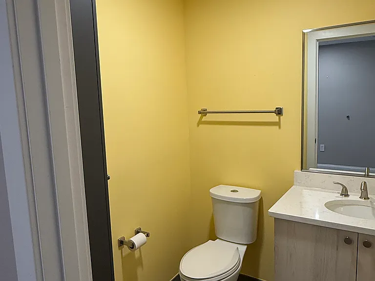 368 Pleasant St #303 — Photo 9