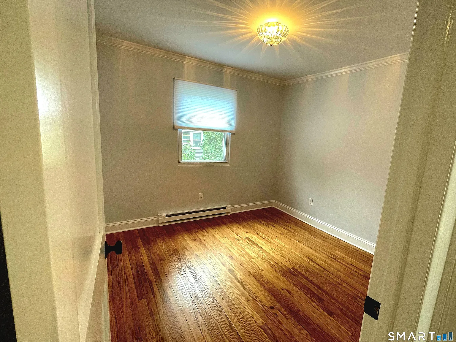 2 bed, 1.0 bath, 900 sqft, $2,699 — Photo 4