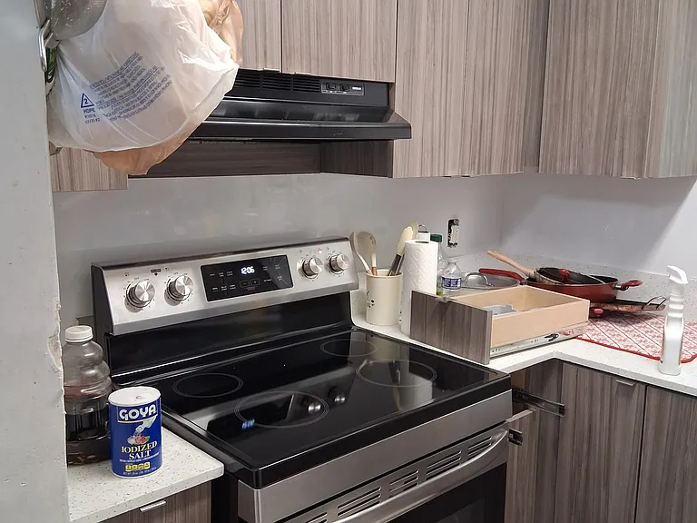 6201 Taylor St #2A — Photo 3