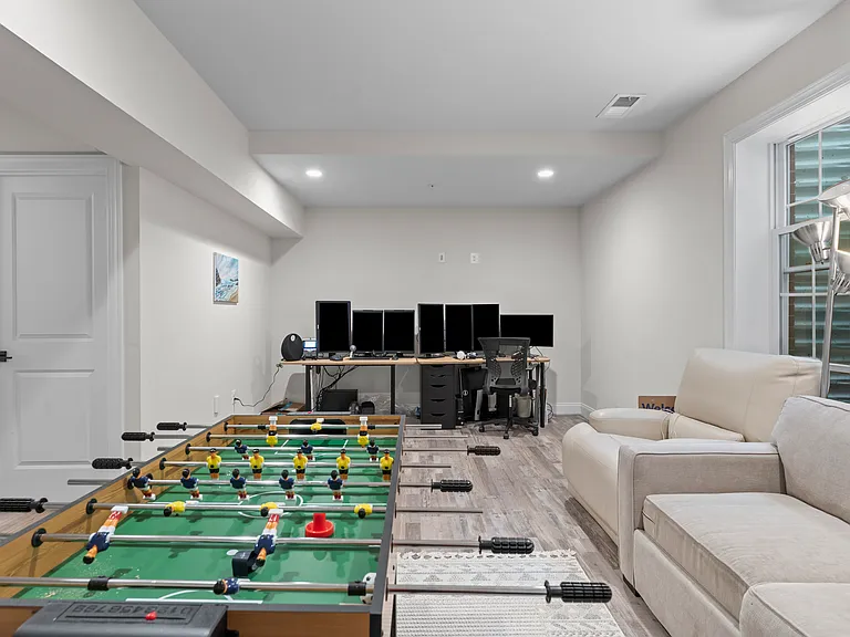 2605 Maple Rock Rd — Photo 27