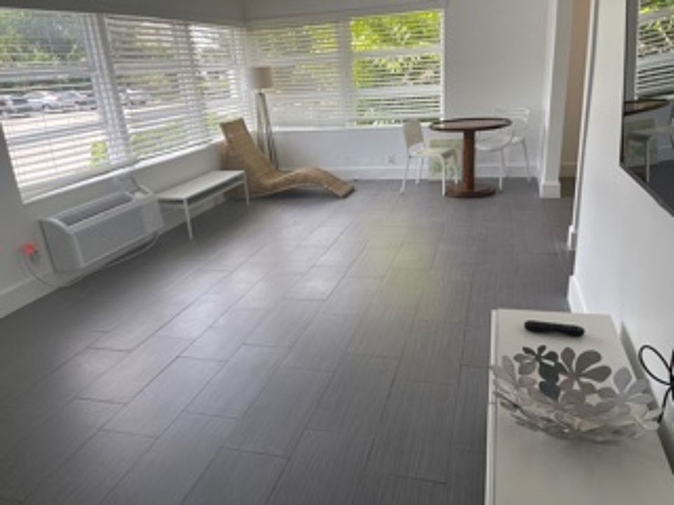 1st image of 528 Antioch Ave #601