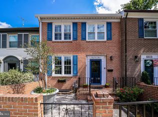6315 Fort Hunt Rd, Alexandria, VA 22307