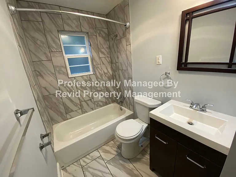 36 N. Auburndale — Photo 11