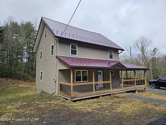 204 Tulip Rd, Harveys Lake, Pa 18618 