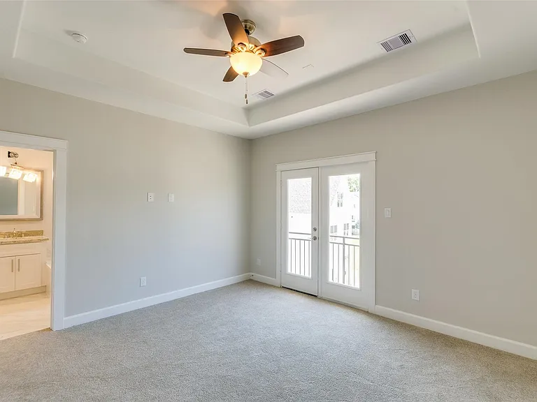 1815 Napa Creek Ln — Photo 24