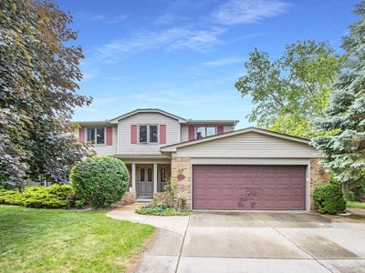 2724 Stonebury Dr, Rochester Hills, MI, 48307