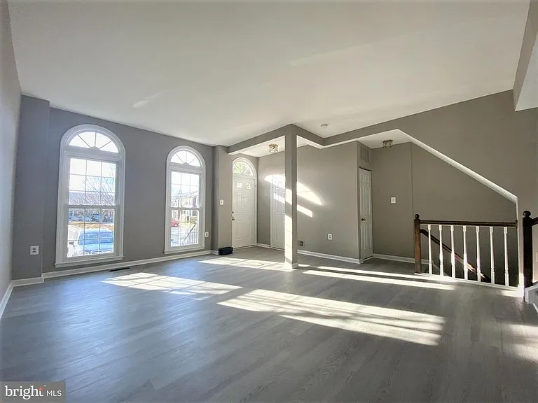 6183 Wellington Commons Dr — Photo 7