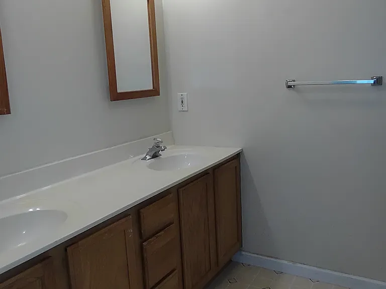 32 Curve St — Photo 6