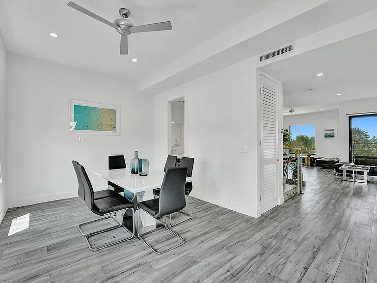 340 Balboa St — Photo 38