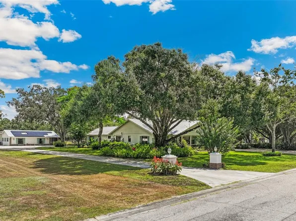 7565 Castle Dr, Sarasota, FL 34240