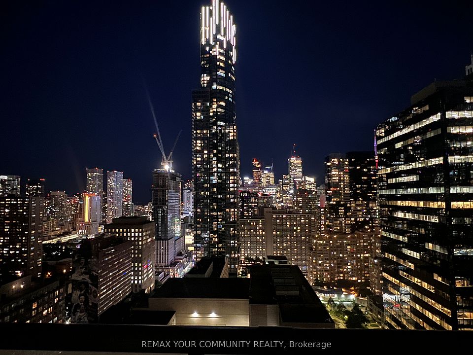 1st image of 15 Grenville St #2711