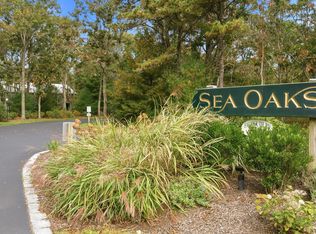 195 Falmouth Road APT 19C, Mashpee, MA 02649