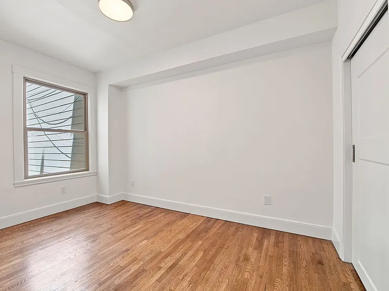 1734 Greenwich St #2 — Photo 15