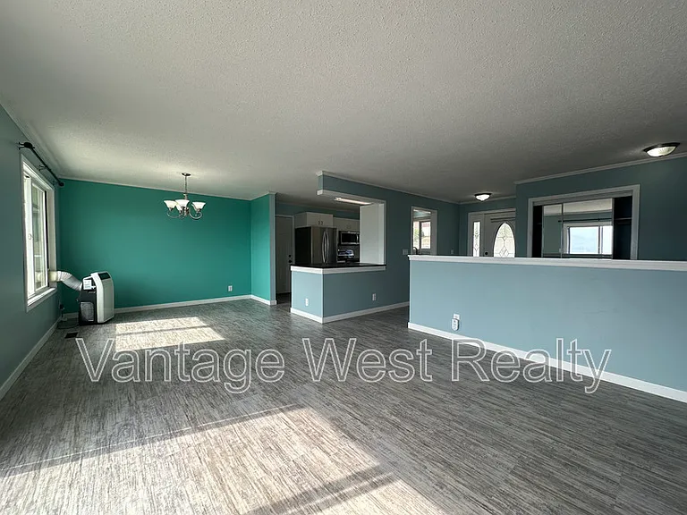 3787A Glenway Rd — Photo 15