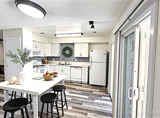 708 Fernwood Ln, Las Vegas, NV 89169
