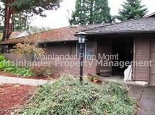 5985 SW Glenbrook Rd, Beaverton, OR 97007