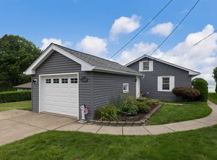 11768 Old Lake Rd, North East, PA 16428