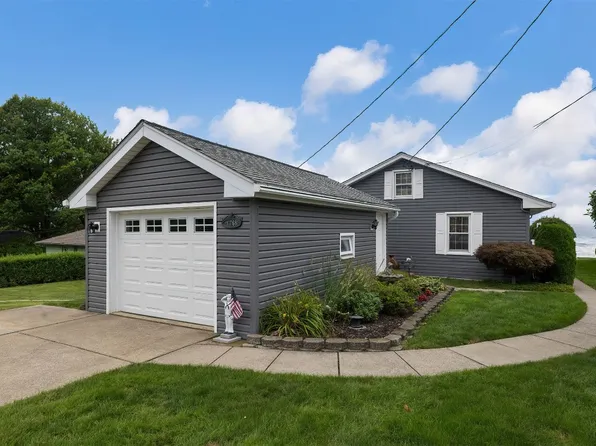 11768 Old Lake Rd, North East, PA 16428