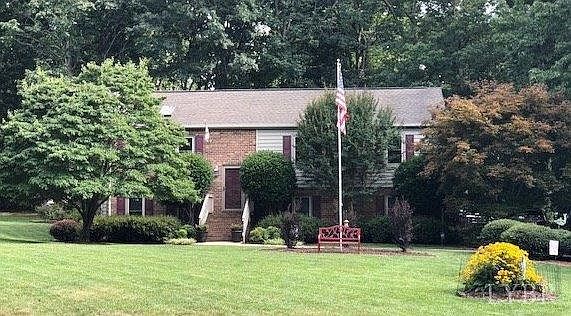 1st image of 1091 Abbey Pl