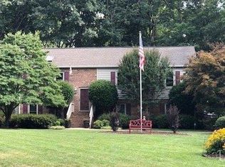 1091 Abbey Pl, Forest, VA 24551