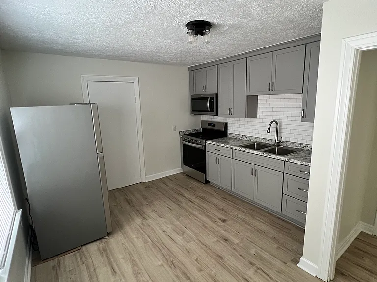 3767 Wheeler Ave — Photo 9