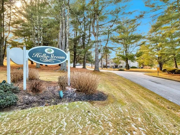1002 Holly Stream Ct, Brewster, NY 10509
