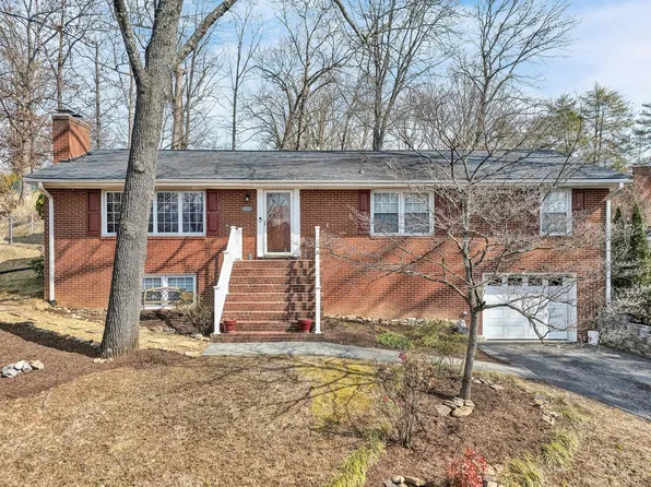 3552 Forester Rd, Roanoke, VA 24015