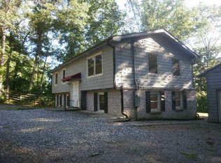 459 Lakeshore Dr, Franklin, NC 28734