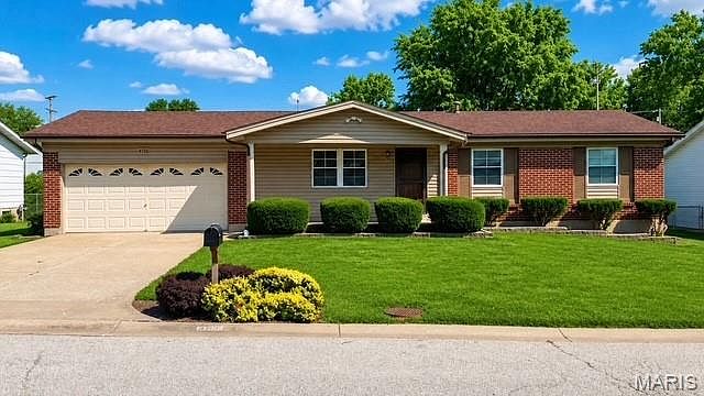 1st image of 4116 Bridgehampton Dr