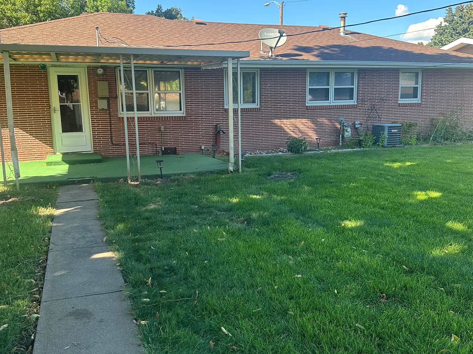 3 bed, 1288 sqft, $1,600 — Photo 3