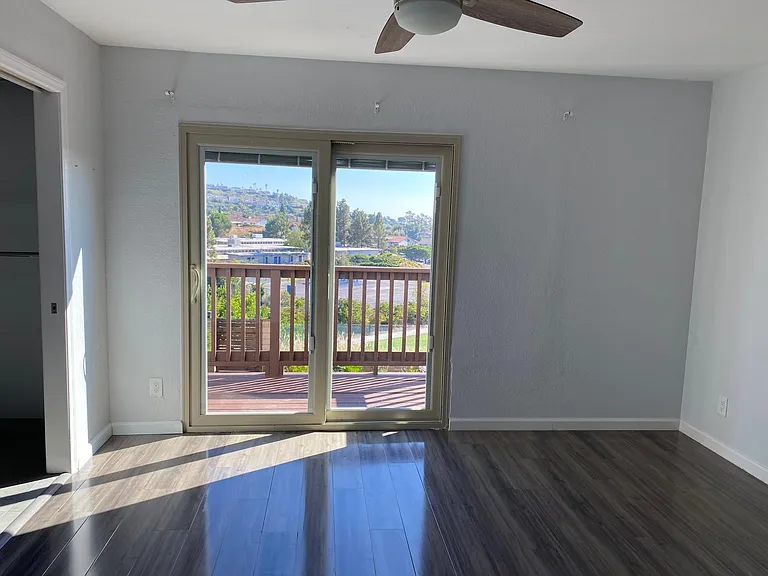 7868 Laurelridge Rd — Photo 8