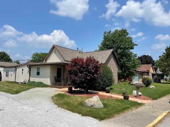 126 Poplar St, Tipton, IN 46072