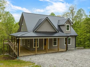 201 Oak Rd, Falls Of Rough, KY 40119