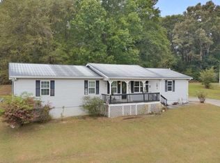 106 Webb Dr NE, Calhoun, GA 30701